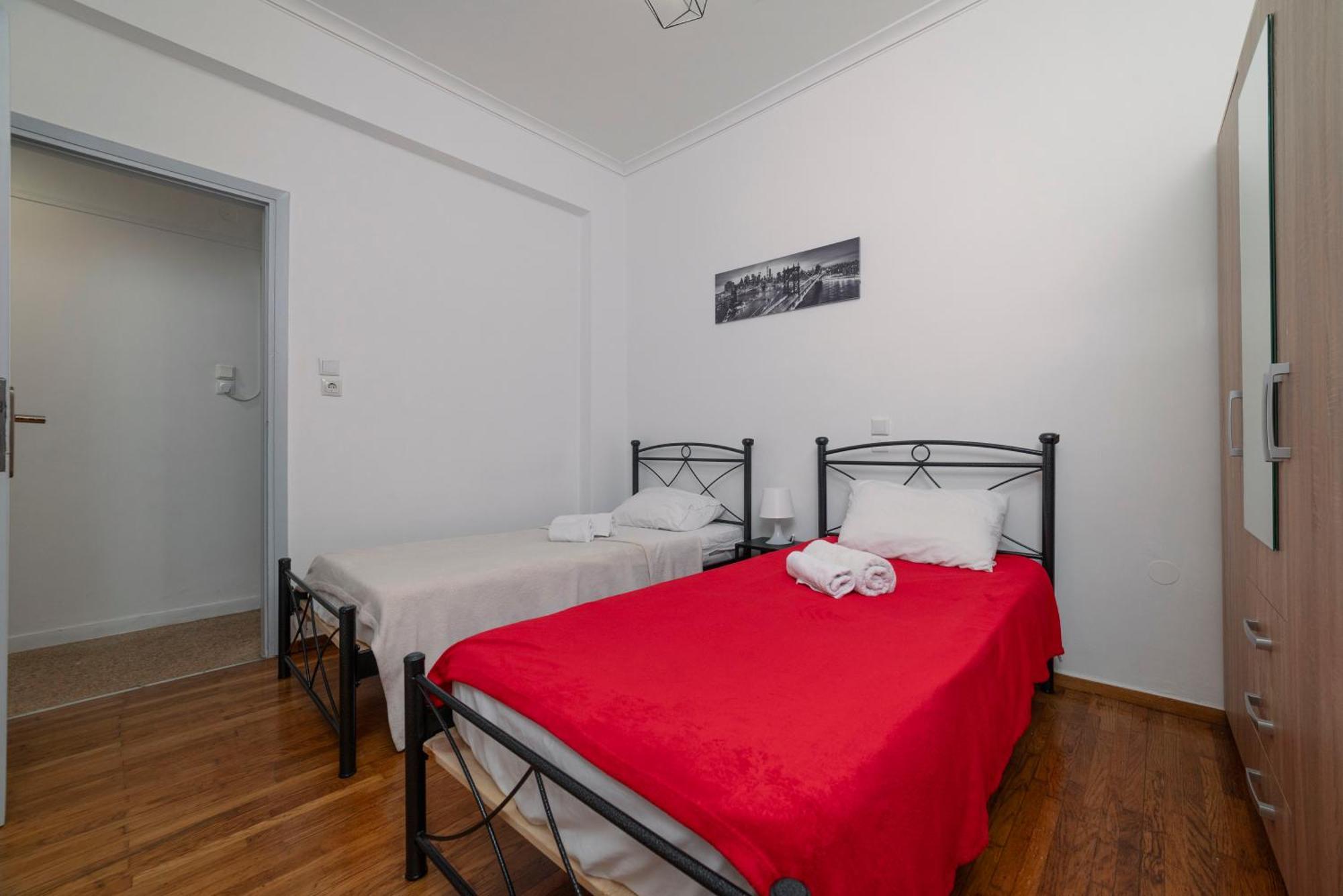 Local Urban Living 2Bd Apartment In Афіни Екстер'єр фото
