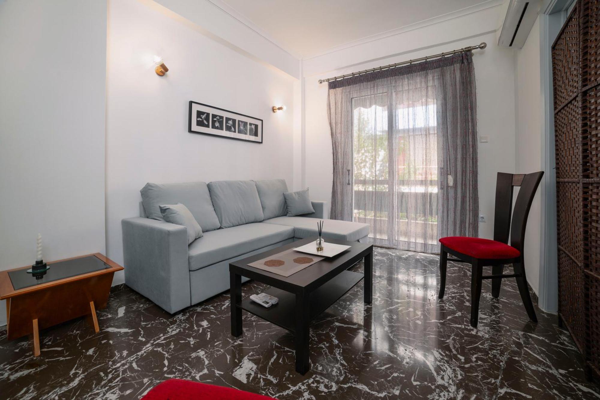 Local Urban Living 2Bd Apartment In Афіни Екстер'єр фото