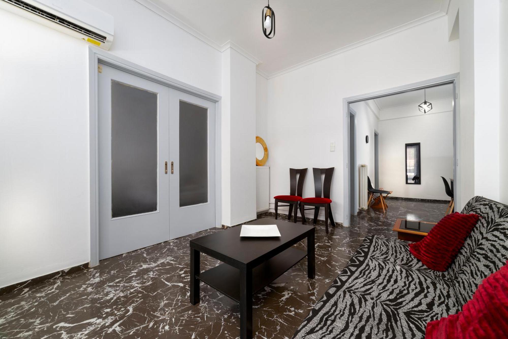 Local Urban Living 2Bd Apartment In Афіни Екстер'єр фото